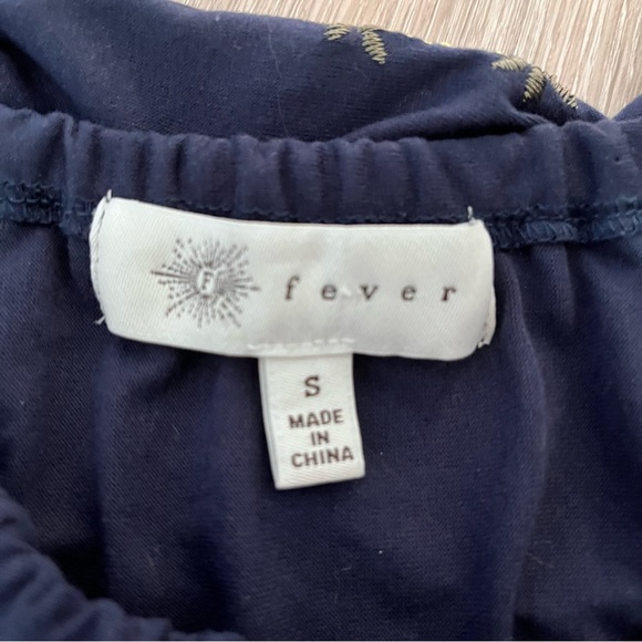 2/$25 FEVER Floral Summer Top Size Small - Picture 4 of 6